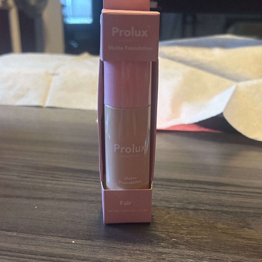 Prolux Matte Liquid Foundation - Fair 1.35 oz